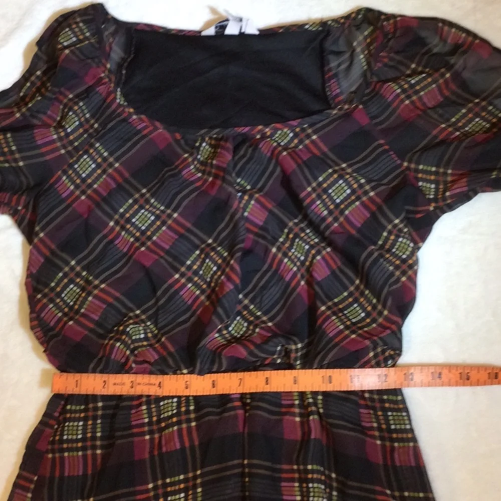 Speechless Plaid midi Dress - Picture 6 of 13